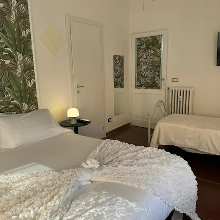 Glint House Prestige 4*