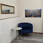 Glint House Prestige Rom