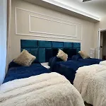 Glint House Prestige Rom
