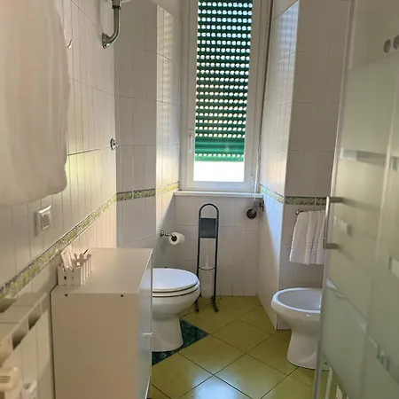 Glint House Prestige 4*