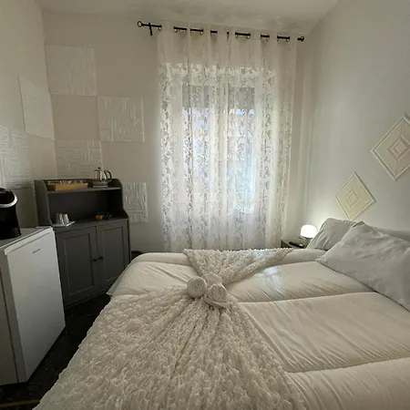 Glint House Prestige 4* Рим