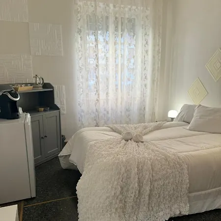 Glint House Prestige Рим