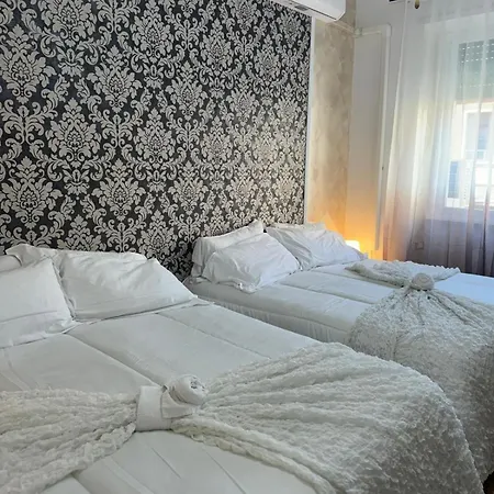 Glint House Prestige