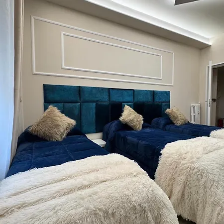 Glint House Prestige Рим