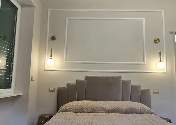 Glint House Prestige 4* Rome