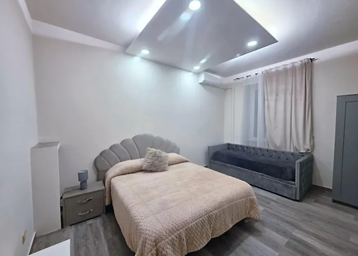 Glint House Prestige 4* Rome