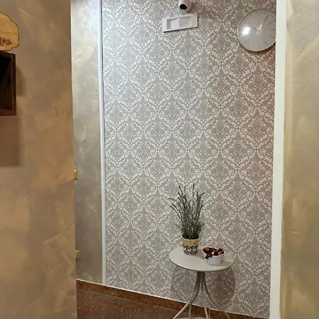 Glint House Prestige