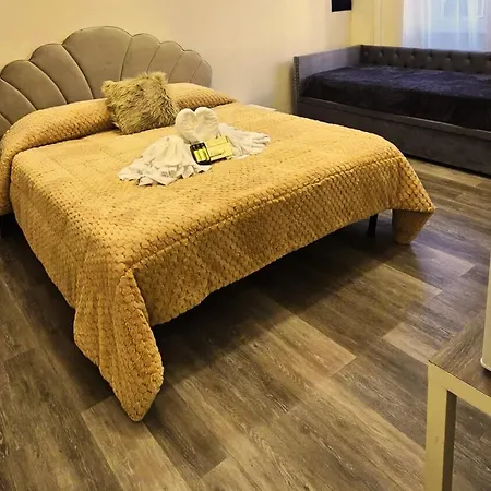 Glint House Prestige Гостевой дом Рим